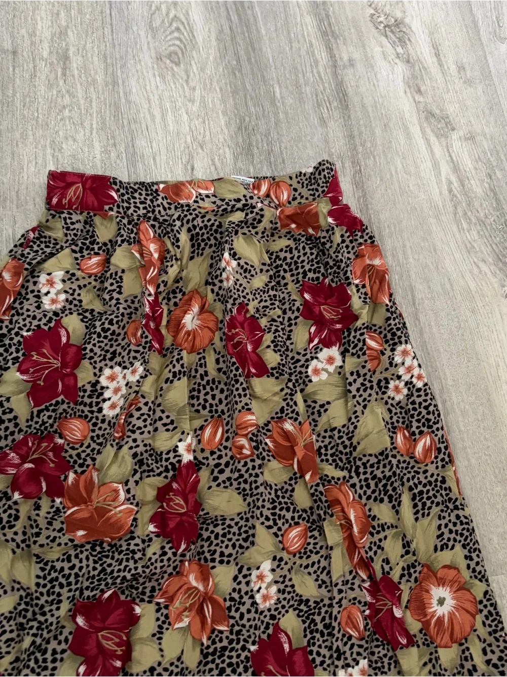 vintage Sag Harbor leopard floral maxi skirt Womens S pleated 90S Whimsy Boho
